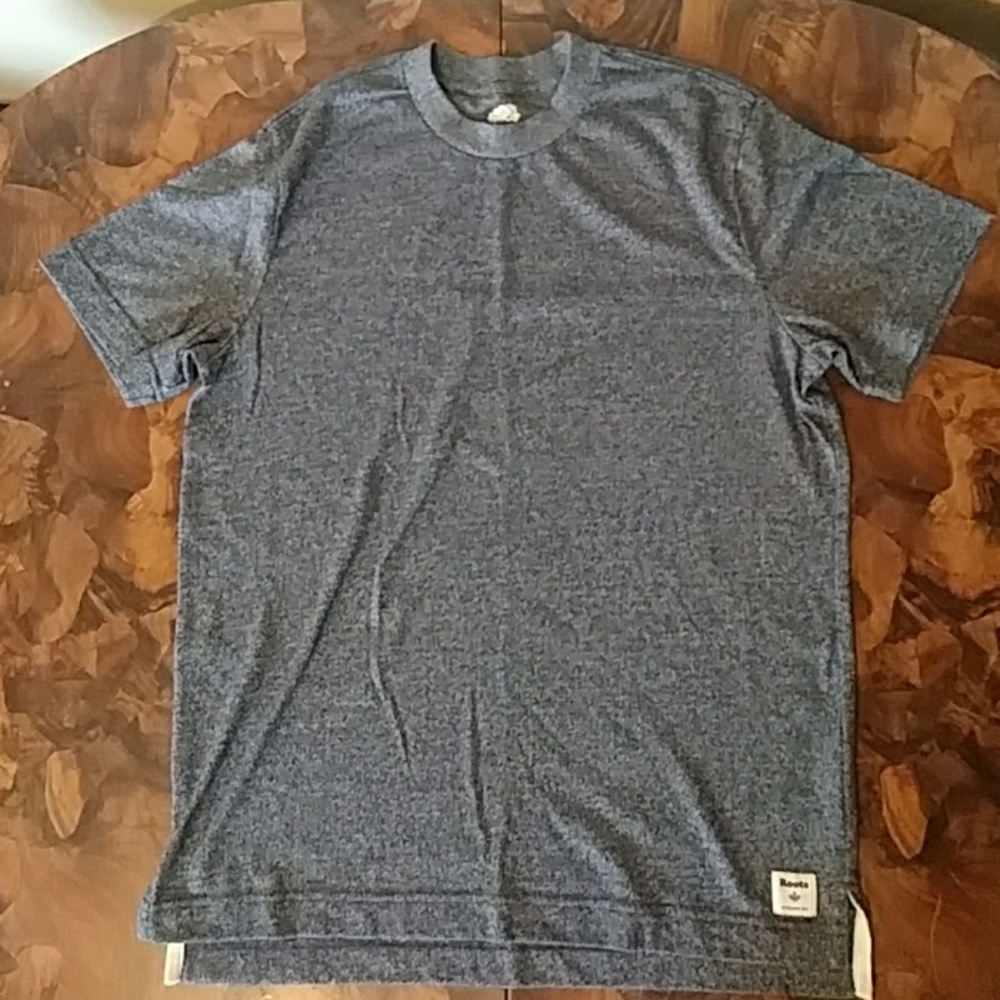 Roots tee
